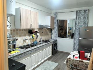 Luxury Apartment - Near Beach & Downtown - 9