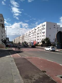 Luxury Apartment - Near Beach & Downtown - 8