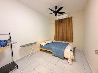 Bukhari Homestay - 9