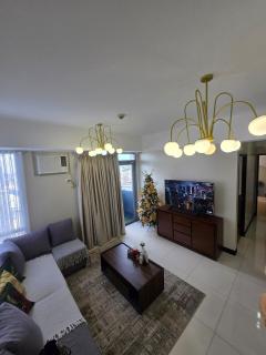 Cozy 2BR 2BA 2 Balconies Manhattan Heights Cubao - Manila - 9