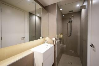 Luxe Haven - 58 Floor Panoramic City Views - 5