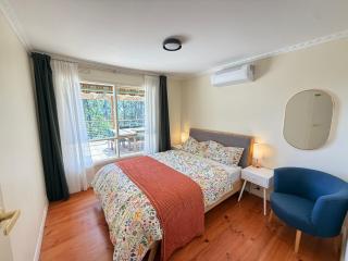 Heavenly Escape in Emerald - 4