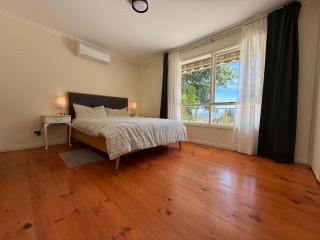 Heavenly Escape in Emerald - 3