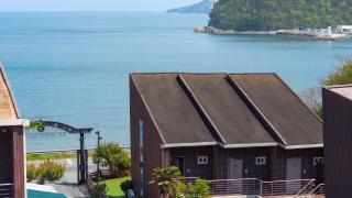 Geoje Pings Pet-Friendly Pension - 4