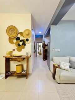 Cultural Luxe Haven - 4