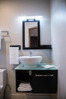 The Pier Beach Inn & Suites - Willemstad - 8