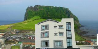 Seongsanpo love Pension - Seogwipo - 1