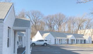 Ramsey Inn & Suites - Ramsey - 0
