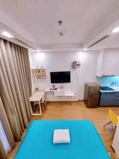 Premium High Floor Studio with Lake and City View in Hanoi - 7