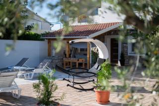 Pool House Ivana - Happy Rentals - 8