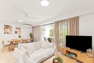 Noosa River Resort Haven - Pool Spa & Tennis - 9