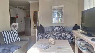 Jeffreys Bay - Life on the Canals - 3