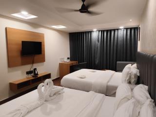 The Saffron Hotel - 2