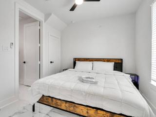 Medical Center|NRG: Garage + King Bed + Fast WiFi - 1