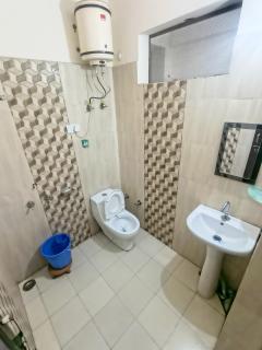 Oak wood luxury hotel in Mussoorie - 8