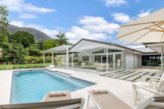 Harvey House - Resort-Style Sanctuary in the Tropics - 0