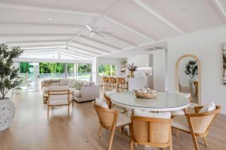 Harvey House - Resort-Style Sanctuary in the Tropics - 2