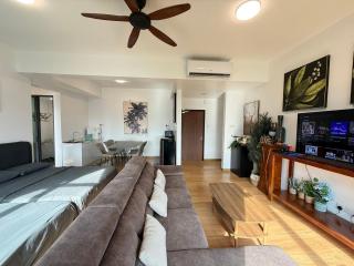 OceanBay4 12PAX 188TowerView, 2BR, PS4, Netflix - 8