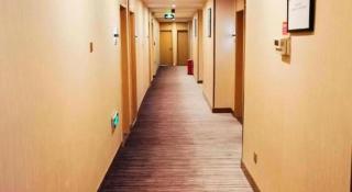 GreenTree Inn Urumqi South Xinhua Road Hotel - 9