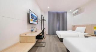 Jinjiang Inn Shanghai International Tourism and Resorts Zone Zhoupu Zhouzhu Highway Branch - 1