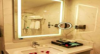 Qingdao Galaxy Holiday Hotel - 4