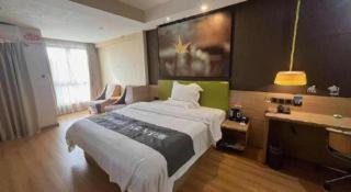 IU Hotel Chengdu High-Tech Zone Longhu Times Street - 5