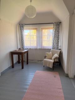 Private House, Walk to Old Town, Garden and Parking - 3