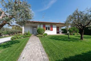 Villa Garibaldi with Private Garden - 0