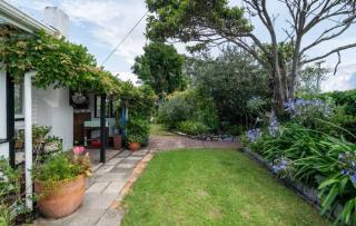 Wisteria Cottage - 6