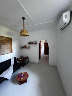 The Cozy Cottage - 0
