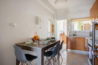 Kyma Haven Beachfront with Rooftop Jacuzzi - 2