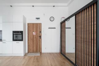Wólczańska Mezzanine Apartment by BookingHost - 1