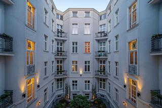 Wólczańska Mezzanine Apartment by BookingHost - 7