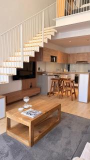 Executive Plaza Loft - 1