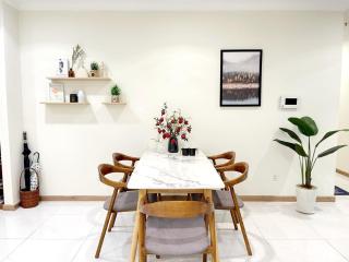 Luxury 2BR Apartment # Landmark 1 Vinhomes Central Park - 7