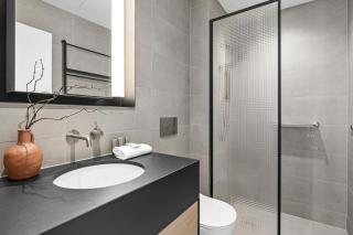 Southbank 2-Bed 2 Bathroom Apt with Pool & Gym - 1