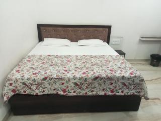 Hotel Shankar place - 1