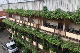 Hotel Lestari Near Lippo Plaza Mall Jember - 2