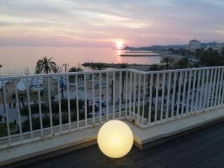 SeaZen, frontline beach penthouse in Sitges - Sitges - 4