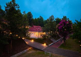 Mistaura Home Munnar by VOYE HOMES- Mountain view Private cottages - 2