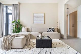 Stylish 1BR Retreat Overlooking Dubai Creek - 6