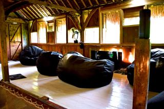 The Rabbit Tree Hostel - Gili Meno - 3