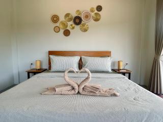Coco Lake Villa - 4