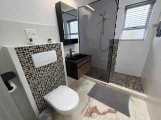 Sundown Beach Luxe Retreat - 2