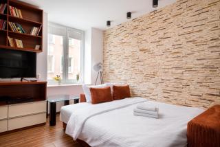 Bednarska Royal Route Apartment by BookingHost - 9