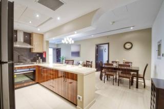 Spacious & Versatile 2BR Elite Downtown Residence - 8