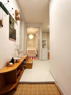 Hosuny Stay Jamsil -Spotless Comfortable Stay -Lotte World롯데월드, Seokchon Lake석촌호수, KSPODome, Seongsu, Gangnam, Family Friendly, Sleeps 5 with 3 Beds - 9