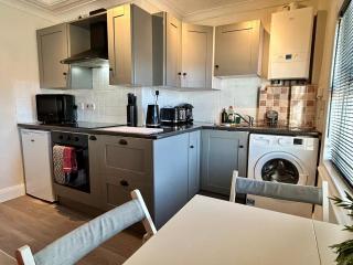 2 Bed Apartment Sleeps 6 Free Van Parking Walk To Weatherspoons - 7