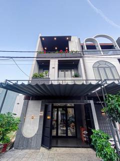 Homestay nguyen căn 4br gần biển - 8
