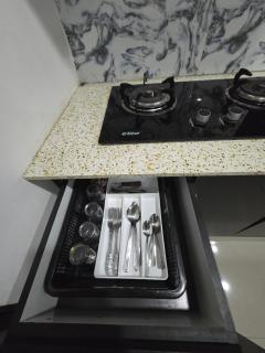 SRH APARTMENT- entire one bedroom unit with kitchen & a bathroom - 3km away from Nadi international airport - 8